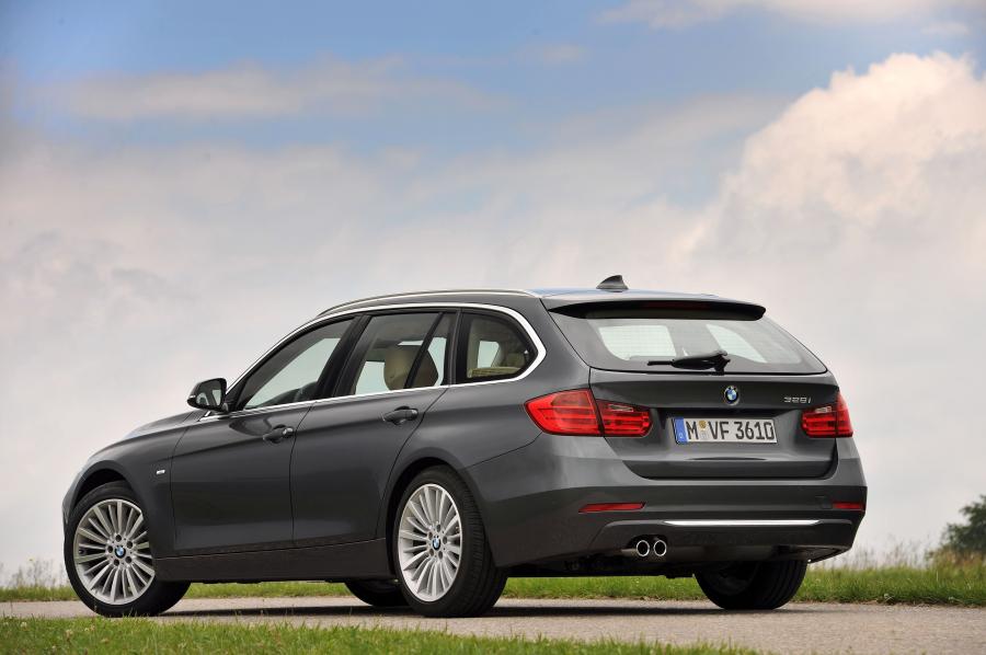  BMW 328i Touring Luxury 2012 года  (фото 139 из 200)